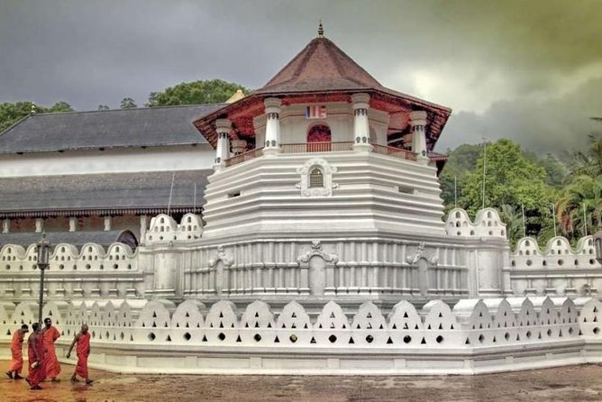 07 Days Highlights of Srilanka - FAQ