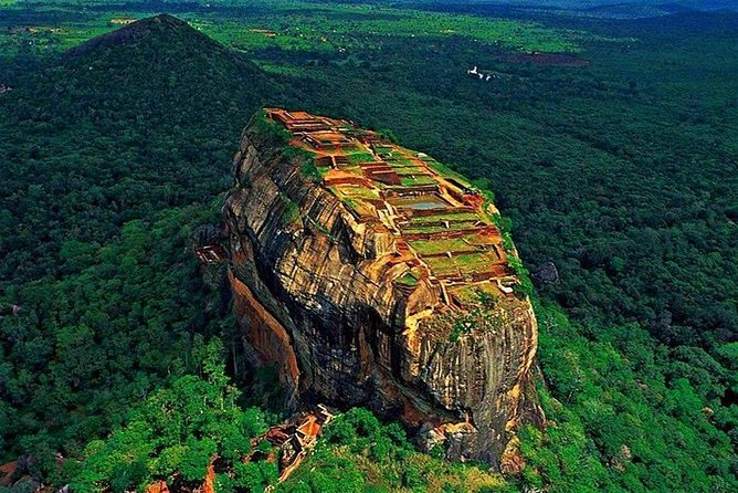 08 Nights in Magical Sri Lanka - Day 3: Sigiriya rock fortress, Pidurangala views, Ayurveda reset, and elephant safari odds