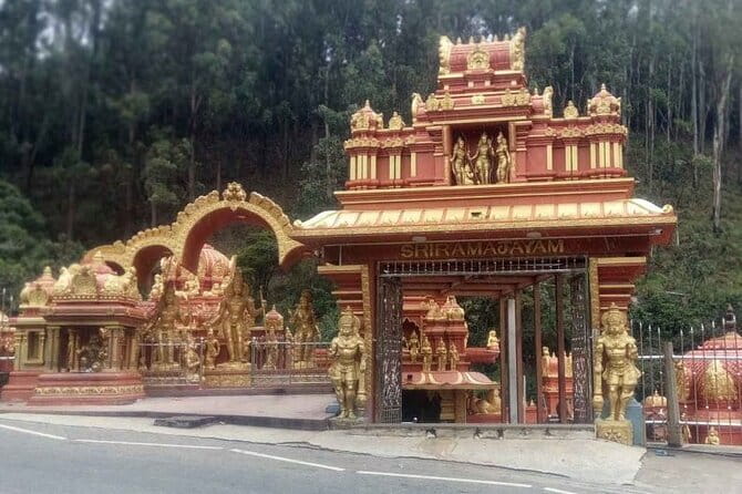 10 Days/ 9 Nights - Heritage Wildlife and Waves in Sri Lanka - Day 5: Koneswaram Temple cliff views, Nilaveli beach time, and Kandy cultural nights