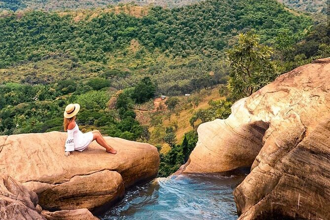 14-Days Private Tour in Sri Lanka with Pick Up - Sigiriya rock views plus village life, not just a photo stop