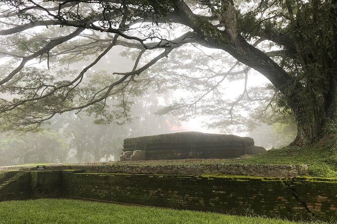 3 Ancient Kingdoms from Colombo - Panduwasnuwara Kingdom: palace and museum ruins plus Panda Wewa irrigation