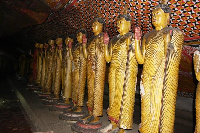 3 Day Privet Tour To Kandy & Sigiriya From Colombo - Kandy viewpoints, Upper Lake Drive, and market time