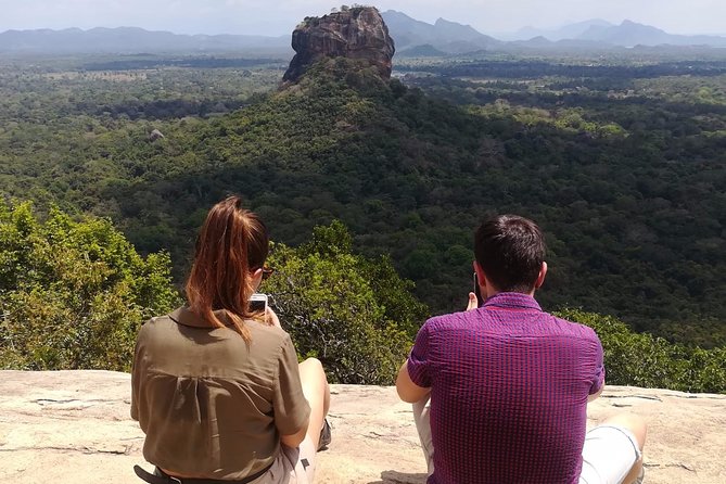 3 Day SriLanka Cultural Tour:Dambulla/ Sigiriya/ Polonnaruwa / Minneriya/ Kandy - Key Highlights Worth Your Attention