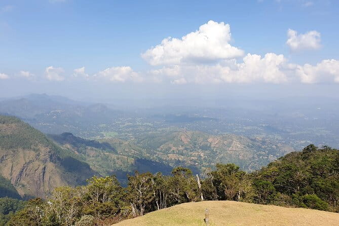 4 Days of Discovery and Delight in Sri Lanka - A 4-day Sri Lanka circuit that hits Sigiriya, tea, elephants, and Galle