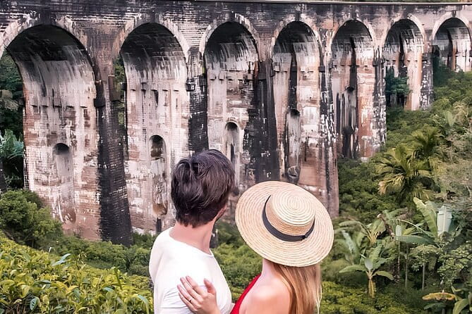 5 Day Sri Lanka Tour : Including Temple of Tooth & Sigiriya Trip - Day 1: Sigiriya Lion Rock, Pidurangala, and Dambulla Cave Temples