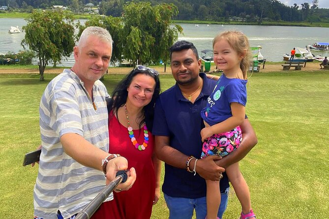 7 Day Best of Sri lanka - Day 4: Ramboda Falls, Nuwara Eliya tea country, and Ella rolling in