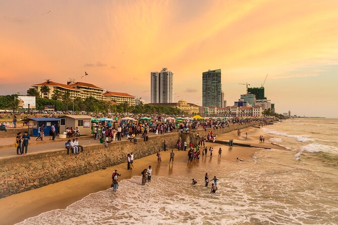 7 Days Private Tour of Colombo Sigiriya Kandy and Bentota - Day 1 in Colombo: Fort, clock tower, Galle Face Green, and Dutch Hospital
