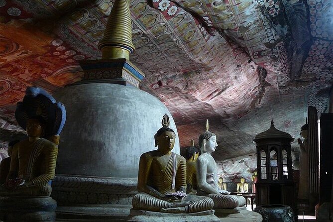 7 Days Private Tour of Colombo Sigiriya Kandy and Bentota - Day 4 in the Kandy area: Matale spice garden and Royal Botanical Gardens
