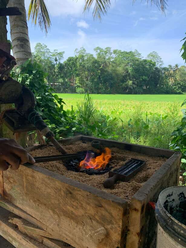 Ahangama: Traditional Jewellery Making Workshop - Your First Hour: Welcome Drink, Tools, and How the Day Works