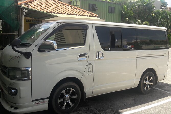 Airport to Negombo Hotel Transfer / Taxi (Airport Transfer) - Price and value: $14 per group for a private ride