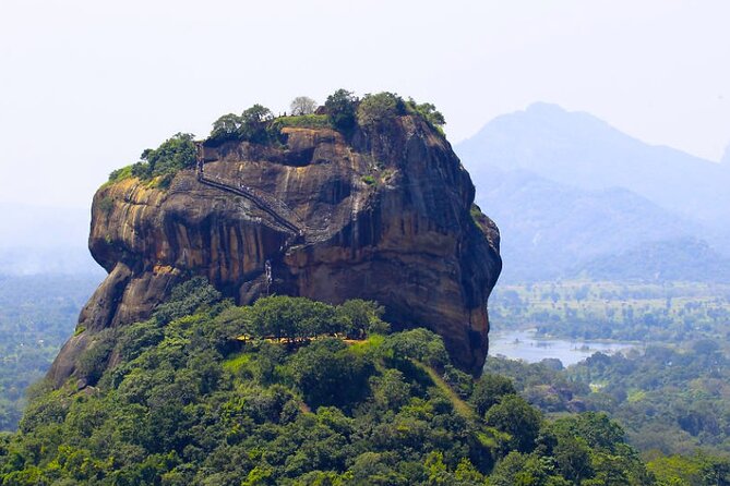 All-inclusive Day Tour of Sigiriya & Dambulla from Colombo - Sigiriya Museum, the quick lesson that makes the climb make sense