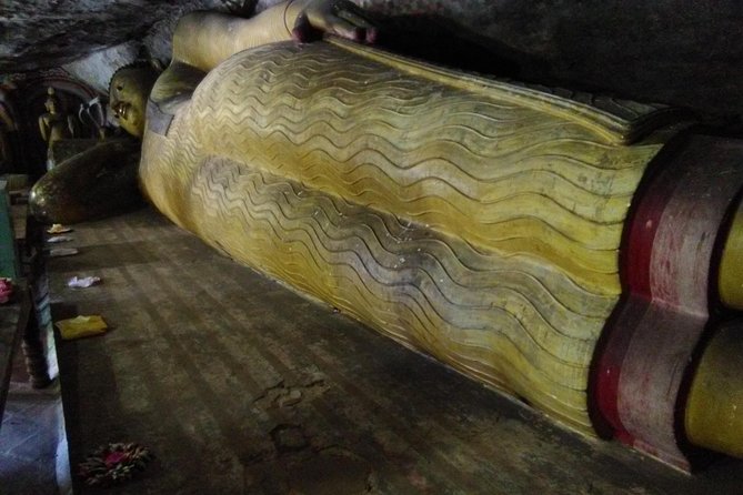 All inclusive Private day trip Sigiriya and Dambulla caves with more - Pickup, route, and why the early start helps