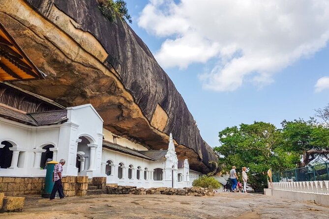 All Inclusive Sigiriya and Dambulla Private Day Tour from Colombo - Timing and pacing: why the early start matters