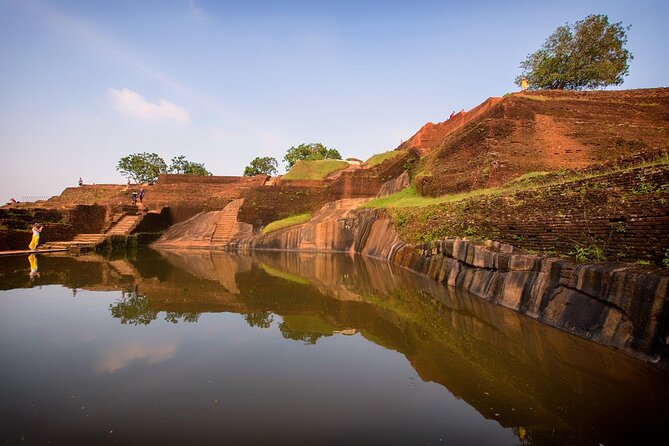 All-inclusive Sigiriya, Dambulla and Wildlife Safari from Colombo - Stop 3: Hurulu Eco Park safari, elephant country for 4x4 time