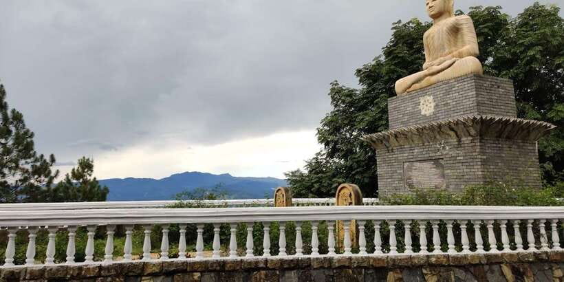 Ambuluwawa Tower & Pinnawala & Kandy Day Tour From Negombo - Ambuluwawa Tower, the View That Changes How Kandy Feels