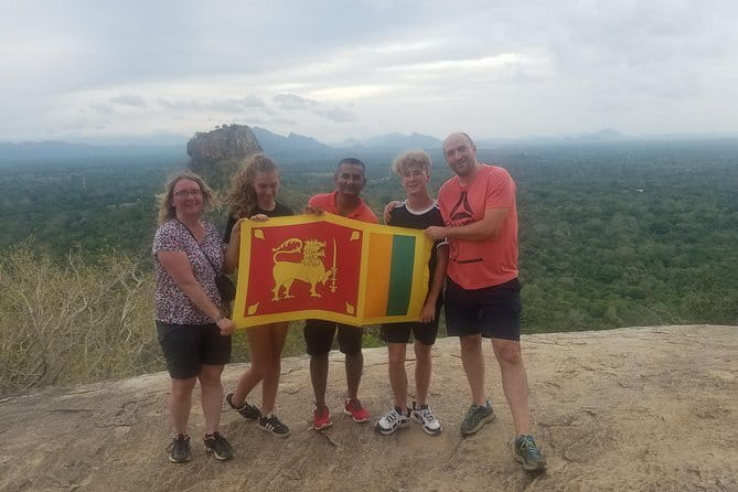 Around Sri Lanka Tours - Negombo fish market and a quick city orientation