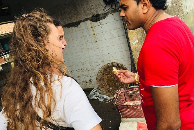 Authentic Sri Lankan Cooking Class in Kandy with Local Family - Why a Home Kitchen Near Bahirawakanda Feels So Real