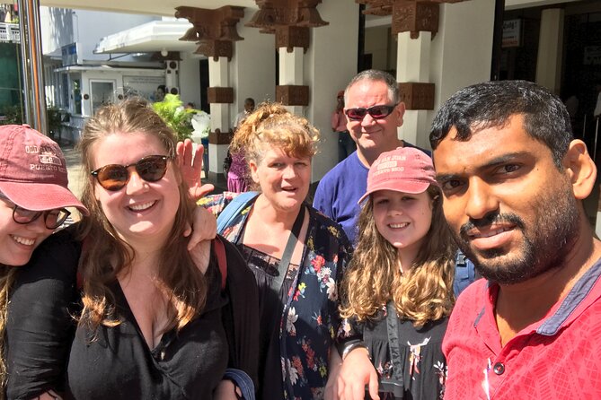 Bandaranayake International Airport (CMB) to Any Hotel in Negombo Drop Off - Communication That Reduces Anxiety