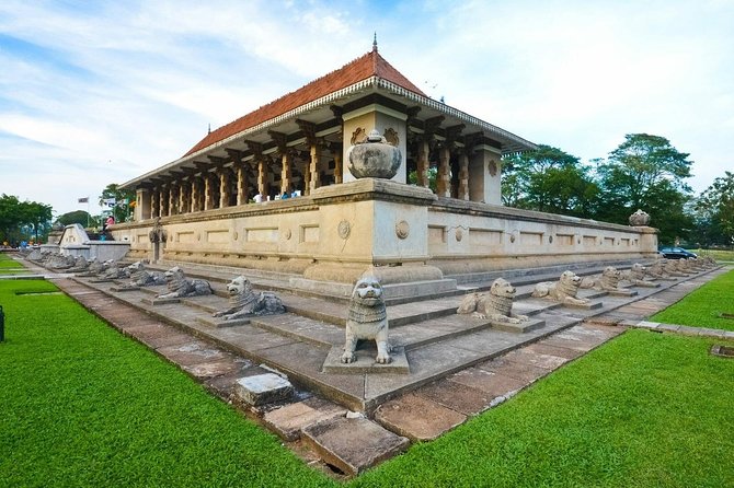 Best of Colombo - Private Guided City Tour - Final local sights and the food stop that is more about timing than tickets
