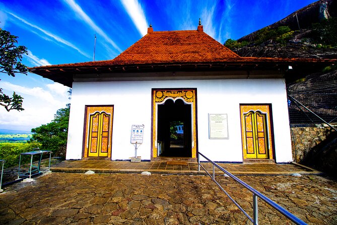 Best of Sri Lanka in two weeks - Days 9 to 10: Little Adam’s Peak, Nine Arches Bridge, then Yala’s big cats
