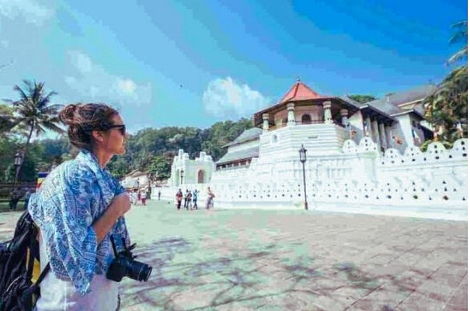Colombo Airport to Kandy Taxi - Making Your Arrival to Kandy Feel Easy