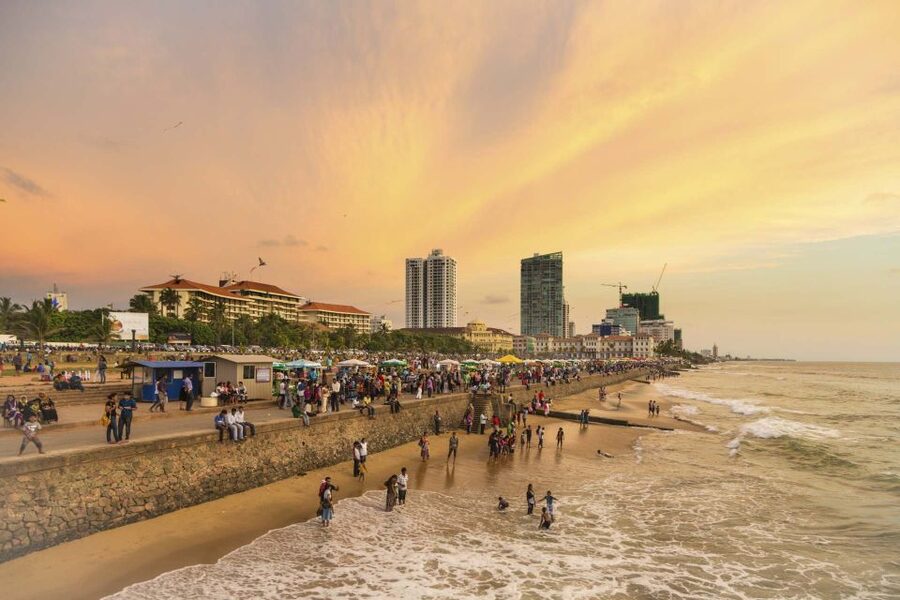 Colombo: All-Inclusive Morning & Afternoon Private City Tour - Pettah Market: spices, seafood, textiles, and how to shop without stress