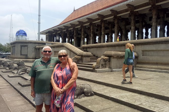 Colombo City Day Tour - Galle Face Green: Ocean-Facing Park Time That Breaks the Route