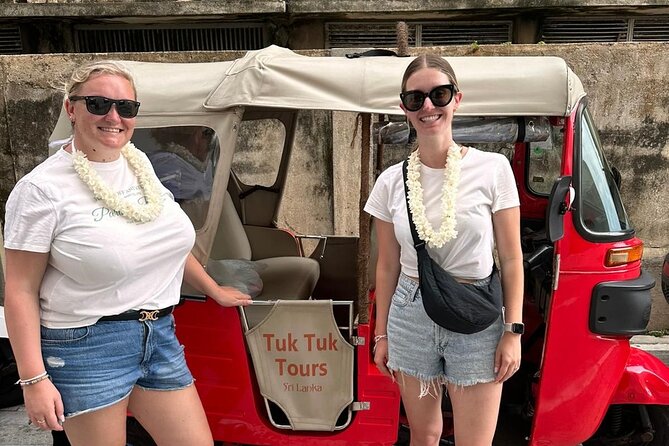 Colombo City Highlights by Tuk Tuk – All-Inclusive Adventure - Coffee and tea stop: included, but know what to expect
