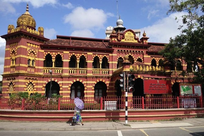 Colombo City Tour by Car – Private & All-Inclusive - Port City Promenade, Colombo Lighthouse, and the Maritime Museum by the water