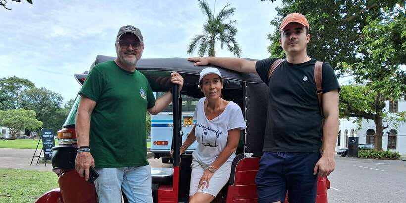 Colombo City Tour by Tuk Tuk Experience - All Inclusive - Quick hits before you go
