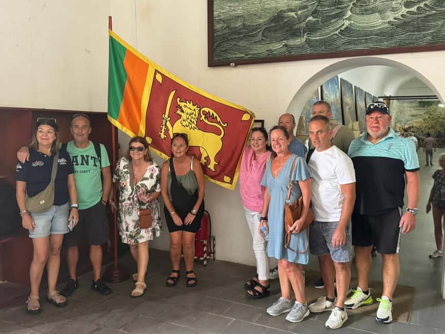 Colombo City Tour by Tuk Tuk - Private & All Inclusive - Ceylon tea tasting and coffee: what you learn in the cup