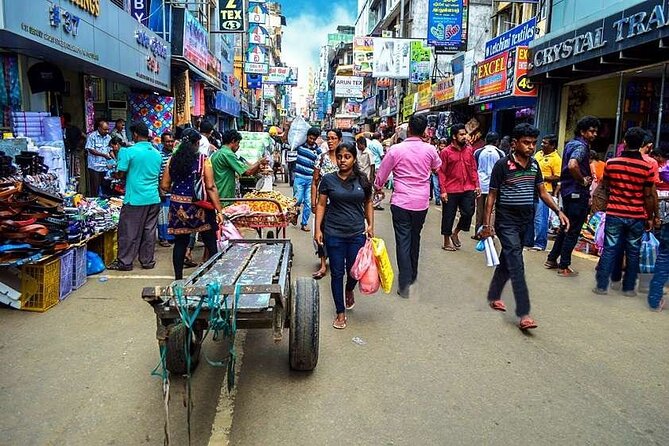 Colombo City Tour By Tuk Tuk Sightseeing -Entry Tickets Included - Why a tuk tuk is the right tool for Colombo