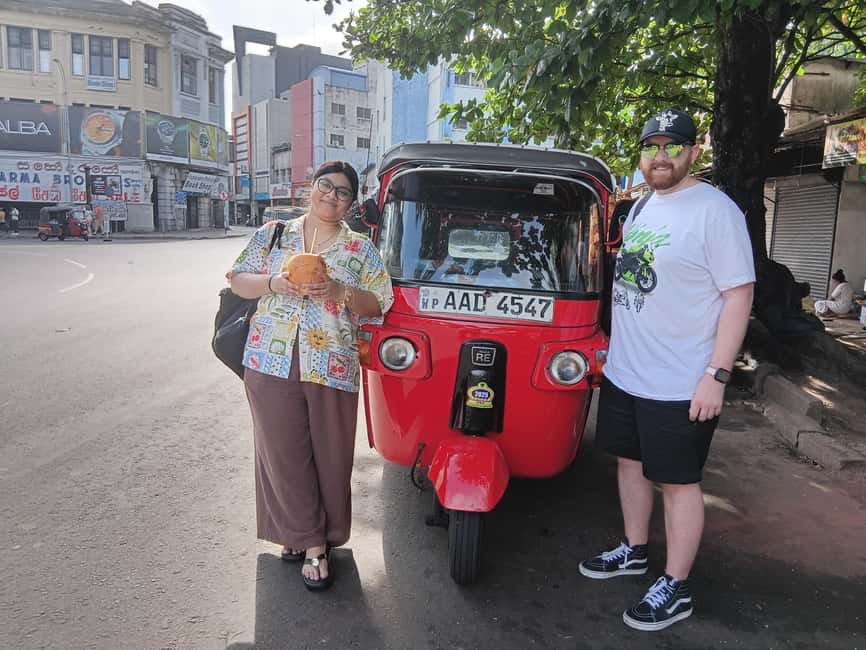 Colombo: City Tour by Tuk with Hotel Pickup-All Inclusive - Independence Square: gardens, breathing room, and photos that work