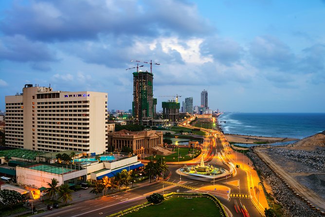 Colombo City Tour from Colombo Seaport - The morning waterfront: Colombo Port and Colombo Galbokka Lighthouse
