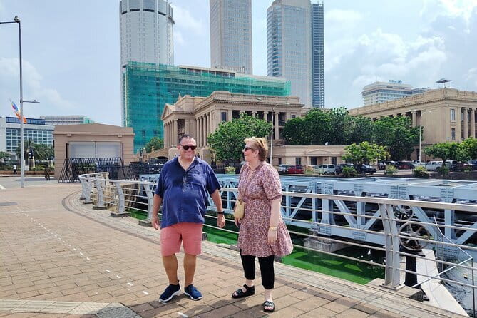 Colombo City Tour "The Fort without Walls" - Key highlights if you like real Colombo