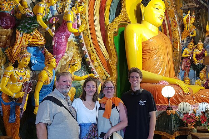 Colombo City Tour with Private Driver - Mosque, Independence Memorial Hall, and the Lotus Tower view of modern Colombo