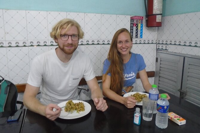 Colombo Express Food Tour with 9 + Tastings - Fruit and vegetable market: practical local life, not just photos