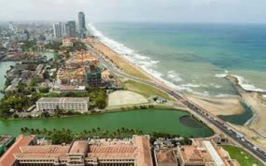 Colombo: Guided City Tour with Entry Tickets - Lotus Tower Road viewpoint and the rotating restaurant idea