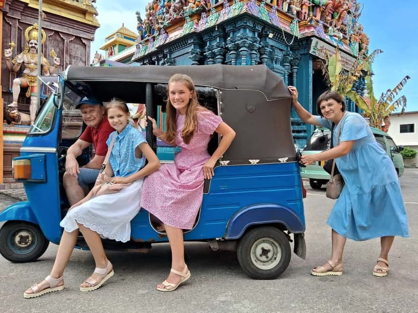 Colombo Heritage &Culture City Tour by Tuk Tuk ALL INCLUSIVE - Colombo by tuk-tuk is the smart way to get oriented