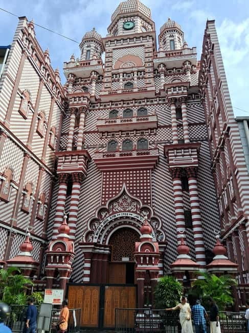 Colombo Heritage &Culture City Tour by Tuk Tuk ALL INCLUSIVE - Tea tasting, Laksala breaks, and quick shopping without the full-day trap