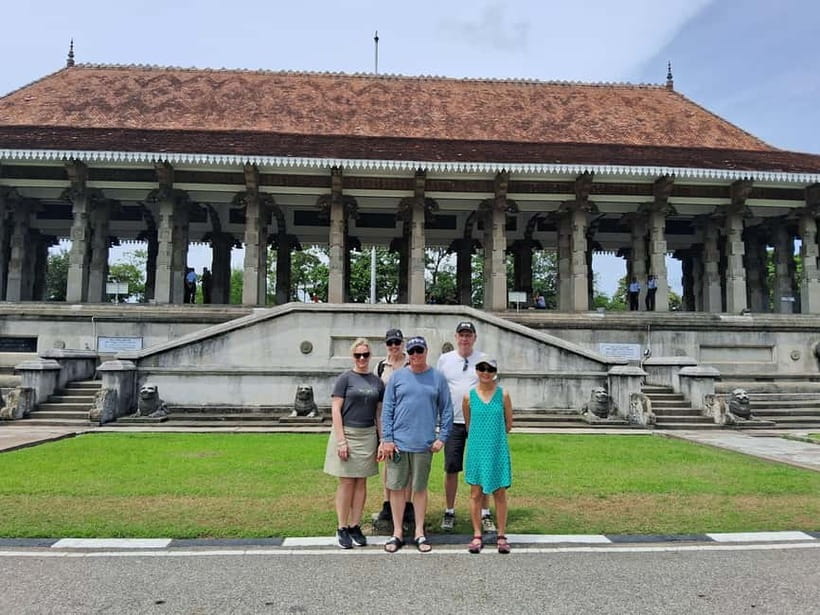 Colombo Heritage &Culture City Tour by Tuk Tuk ALL INCLUSIVE - Pickup, tuk-tuk timing, and what you need to bring