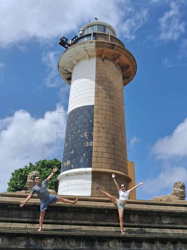 Colombo: Local Guide with Colombo City Tour by Tuk Tuk - Old Parliament Building and Vihara Maha Devi Park for a calmer reset