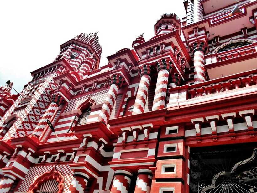 Colombo: One Day Private City Tour With Gangaramaya Temple - Kopanna Vidiya Temple and Wolvendaal Church for a faith-focused contrast