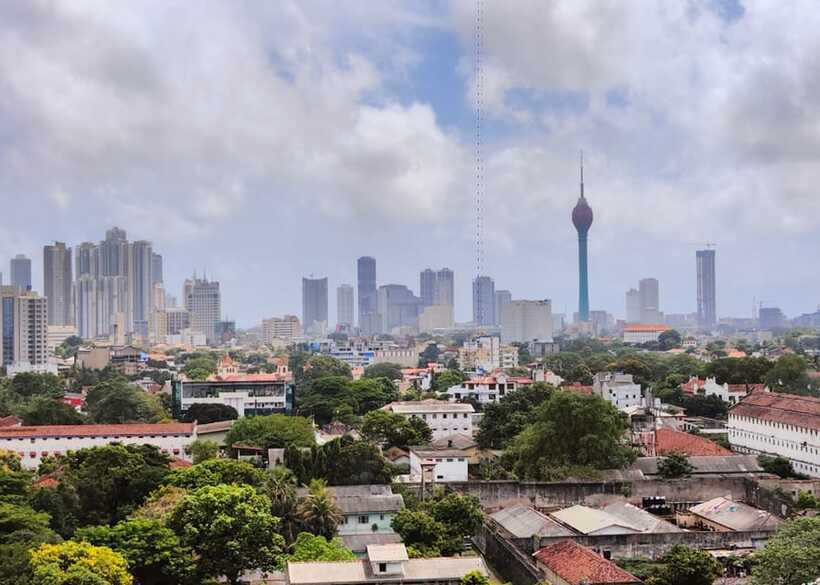 Colombo: One Day Private City Tour With Gangaramaya Temple - Dutch Hospital Shopping Precinct, Pettah, and Dutch Colonial Wolvendaal Church area stops