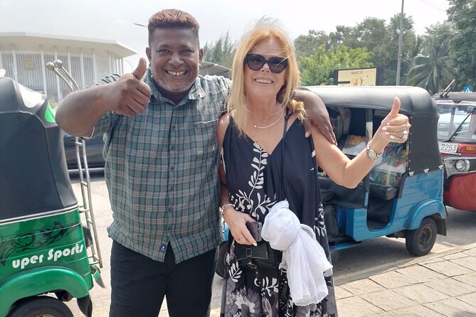 Colombo private city tour by tuk tuk morning and evening - Independence Memorial Hall, Jami Ul-Alfar Mosque, and the Maritime Tone Near Sambodhi Chaithya