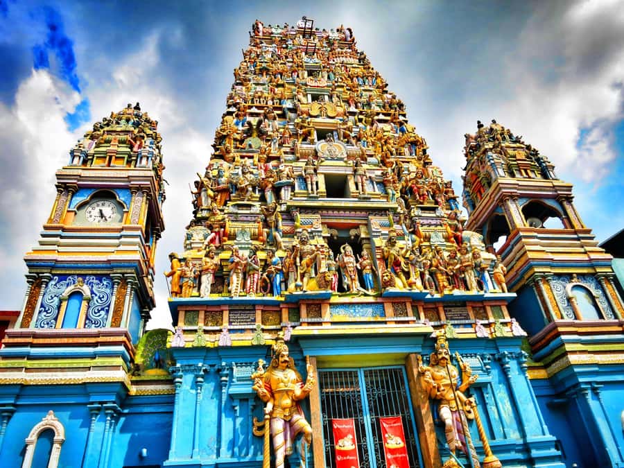 Colombo: Private Guided Tour of the City by Tuk-Tuk - Guides like Guru, Peter, and Kani make the difference