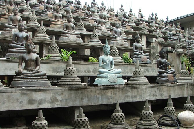 Colombo Sightseeing and Shopping Private Tour Including Lunch - Independence Square: the quick hit on national landmarks