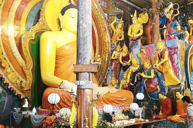 Colombo STREET Food with private guide city tour(All - included ) - Temples and Church Stops: Sri Ponnampalamleswar Temple, Wolfenden Church, and Gangarama