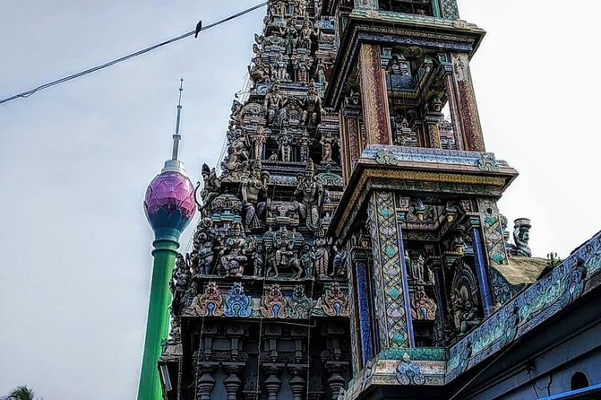Colombo STREET Food with private guide city tour(All - included ) - Last King Prison Cell and the Clock Tower Start the Day on a Strong Note