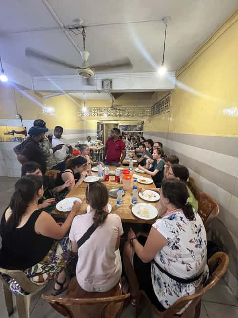 Colombo: Tastiest Local Food Tour by Tuk Tuk - All Inclusive - Who this tour suits best
